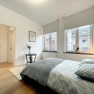 Elegant Flat Cinquantenaire Appartement